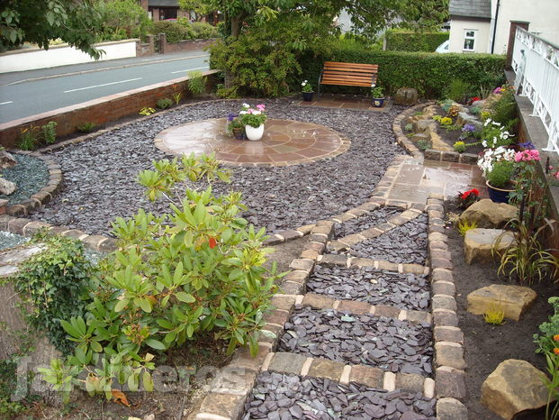 Transformamos tu jardín para que lo disfrutes al maximo