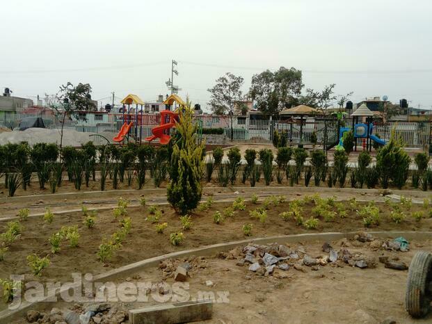 Trabajo en parques recreativos.