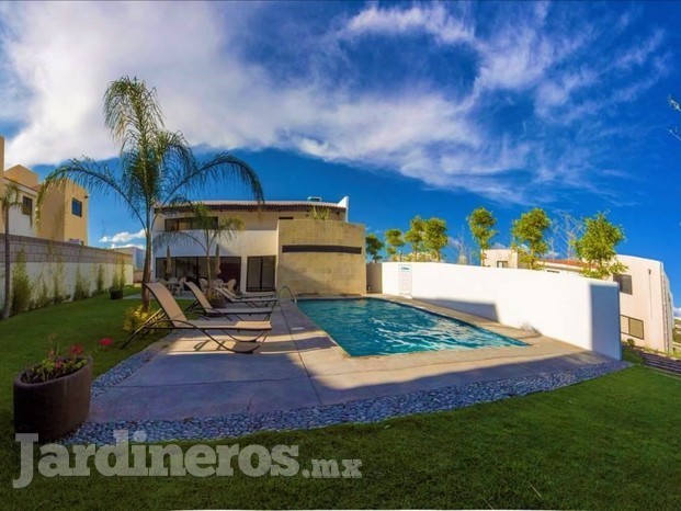 Cumbres del lago