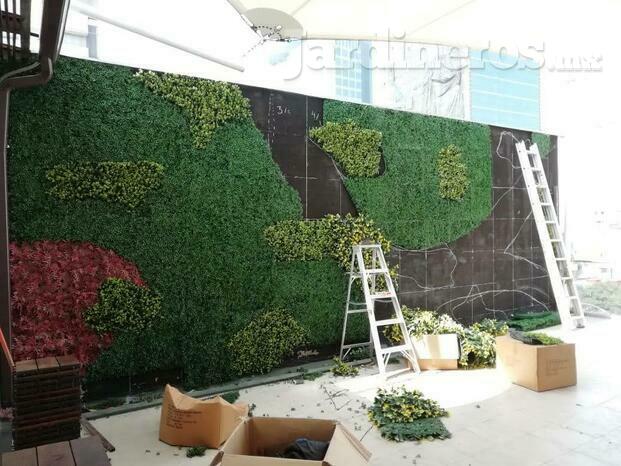 Instalación de Muro Verde Artificial.