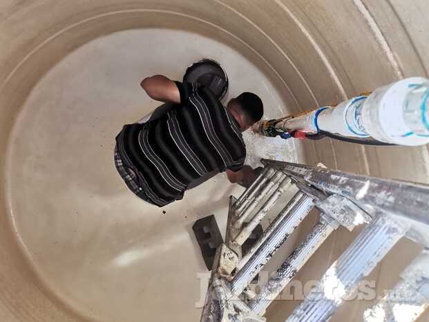 Mantenimiento a cisternas y equipos de bombeo